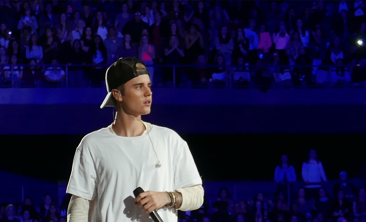 How Should We Respond to Christians Like Justin Bieber?